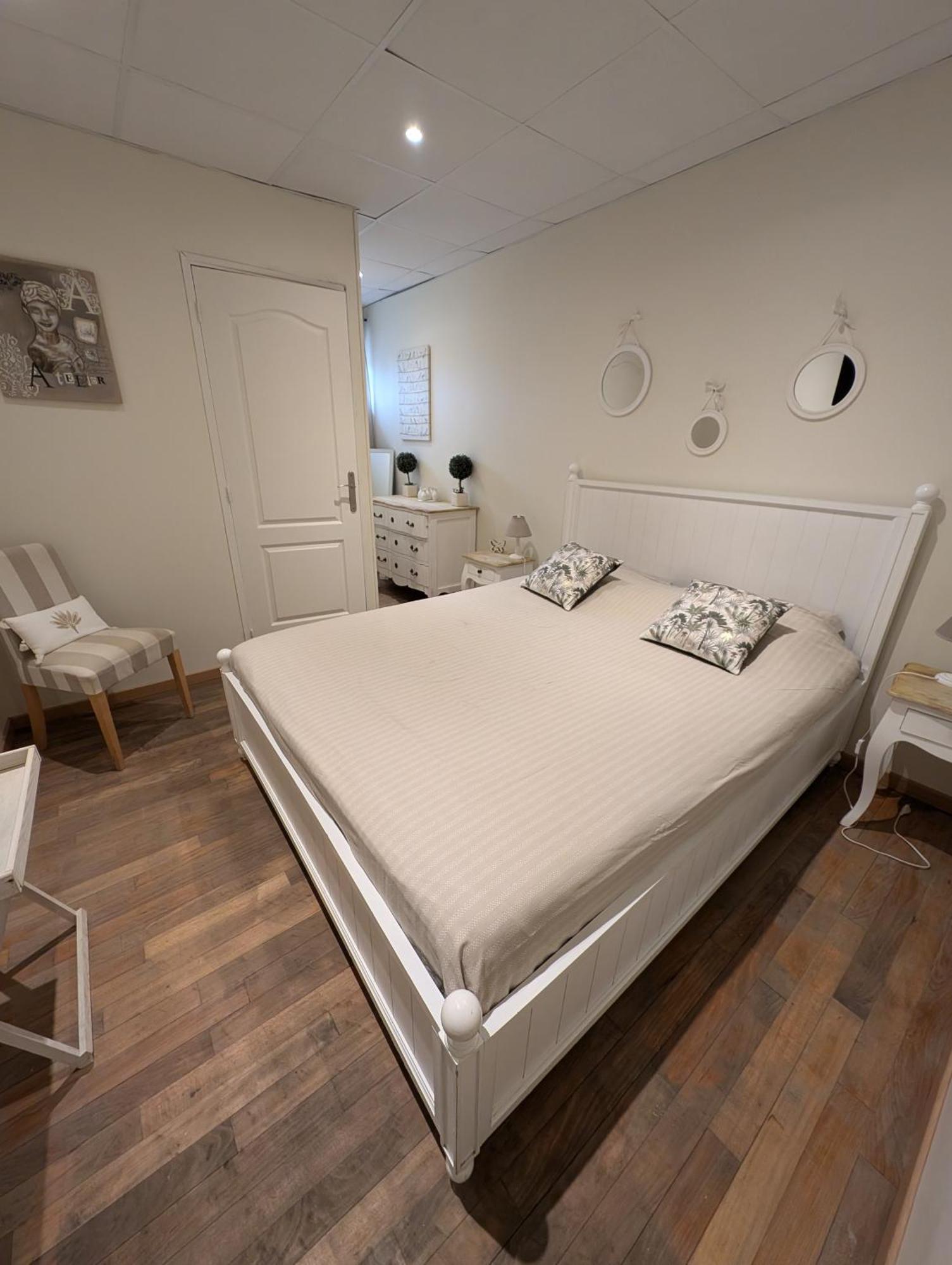 Bed and Breakfast Le Domaine des Archies à Monéteau Chambre photo
